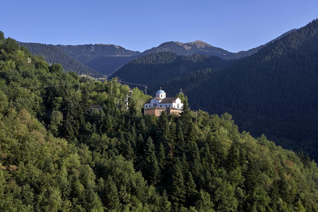 Guesthouse Amalia Kalesménon 外观 照片